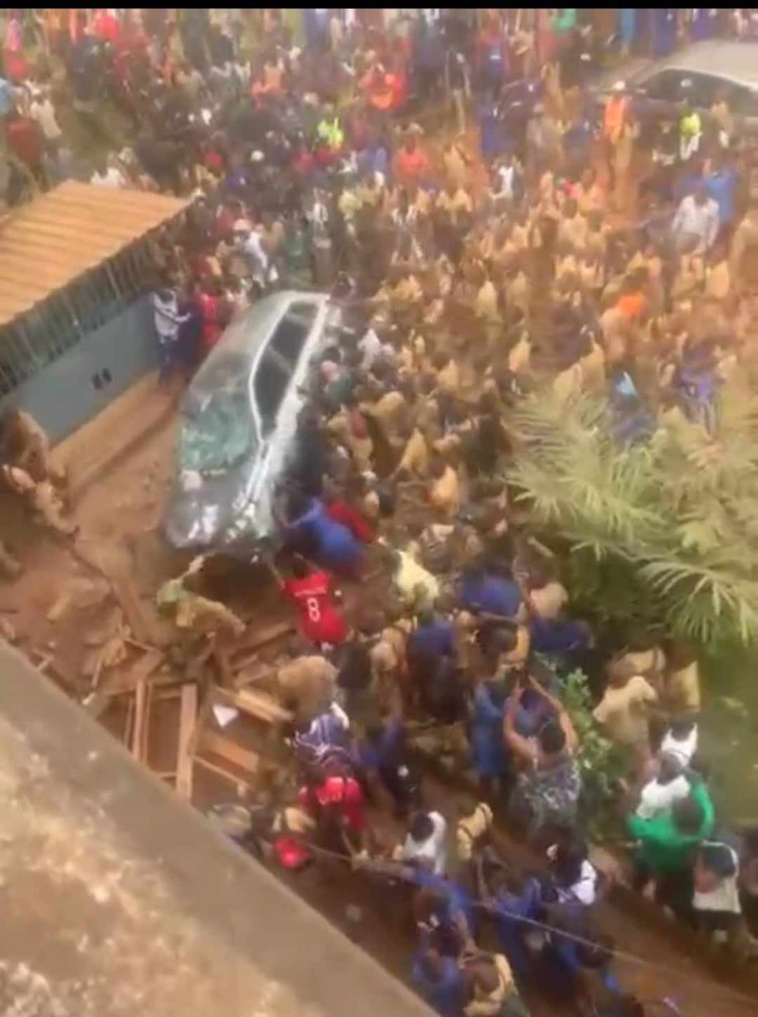 LYCEE D'ETOUG-EBE